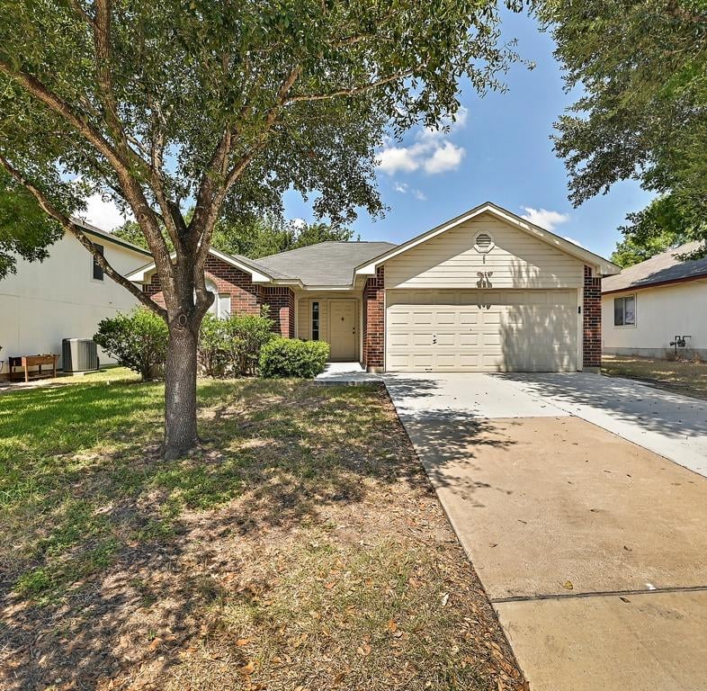 View 7212 Great Panda CV in Del Valle 7212 Great Panda CV, photo 1, Del Valle, Del Valle, TX