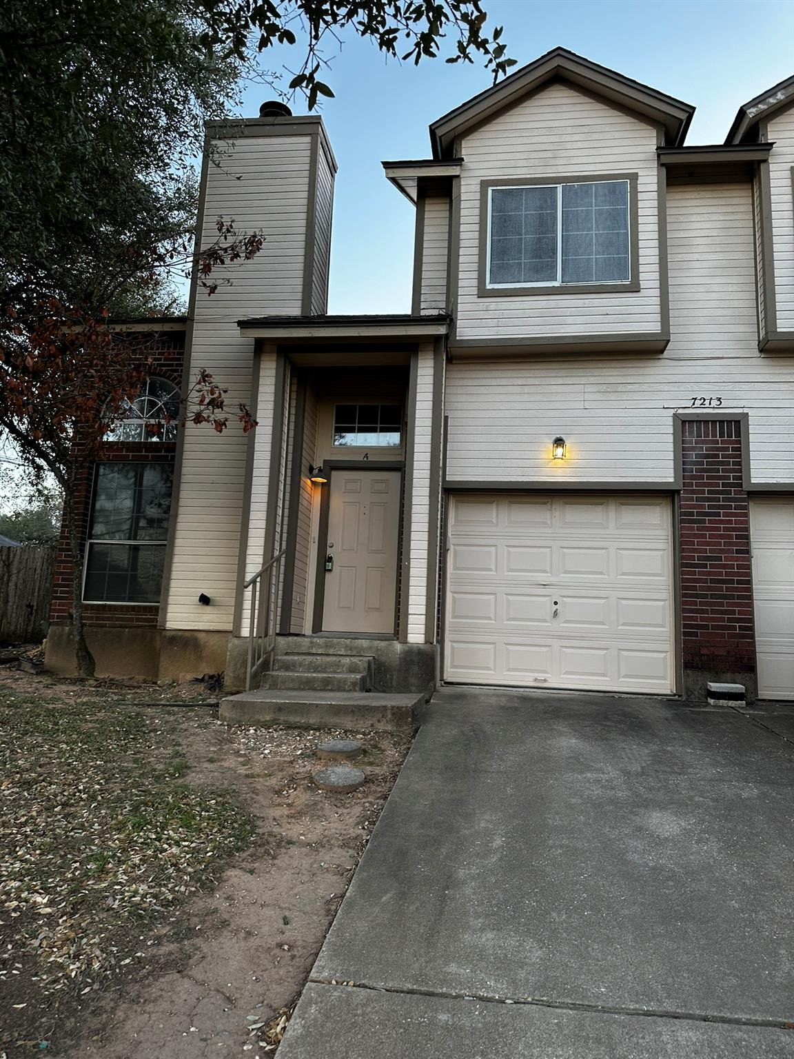View 7213 Oak Meadow DR Unit #A in Scenic Brook West Comm 01-B 7213 Oak Meadow DR Unit #A - property photo 1 - Luxury home in Scenic Brook West Comm 01-B, Austin, TX