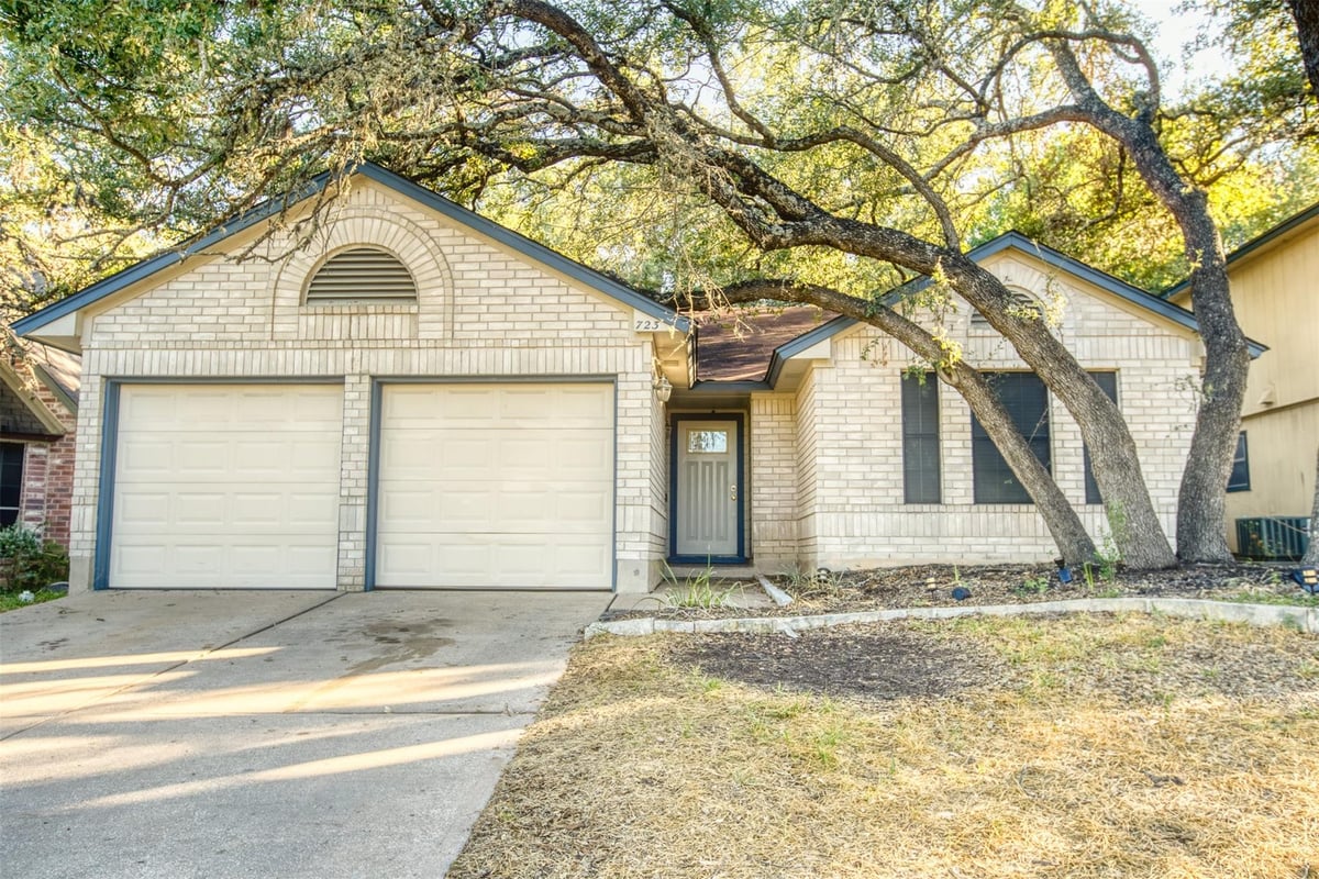 View 723 Shade Tree Dr in Texas Oaks 723 Shade Tree Dr - front exterior - Luxury home in Texas Oaks, Austin, TX