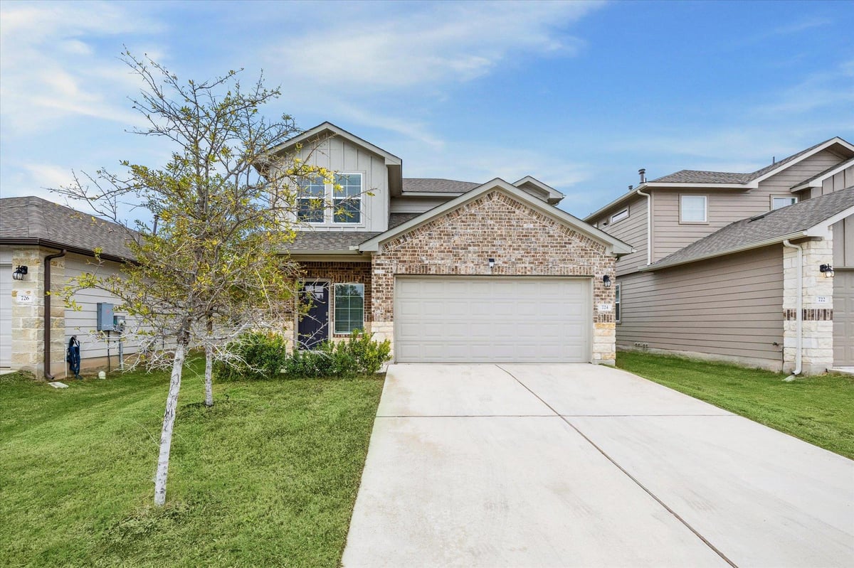 View 724 Aster Pl in Pecan Park Sec 1B 724 Aster Pl - property photo 1 - Luxury home in Pecan Park Sec 1B, Bastrop, TX