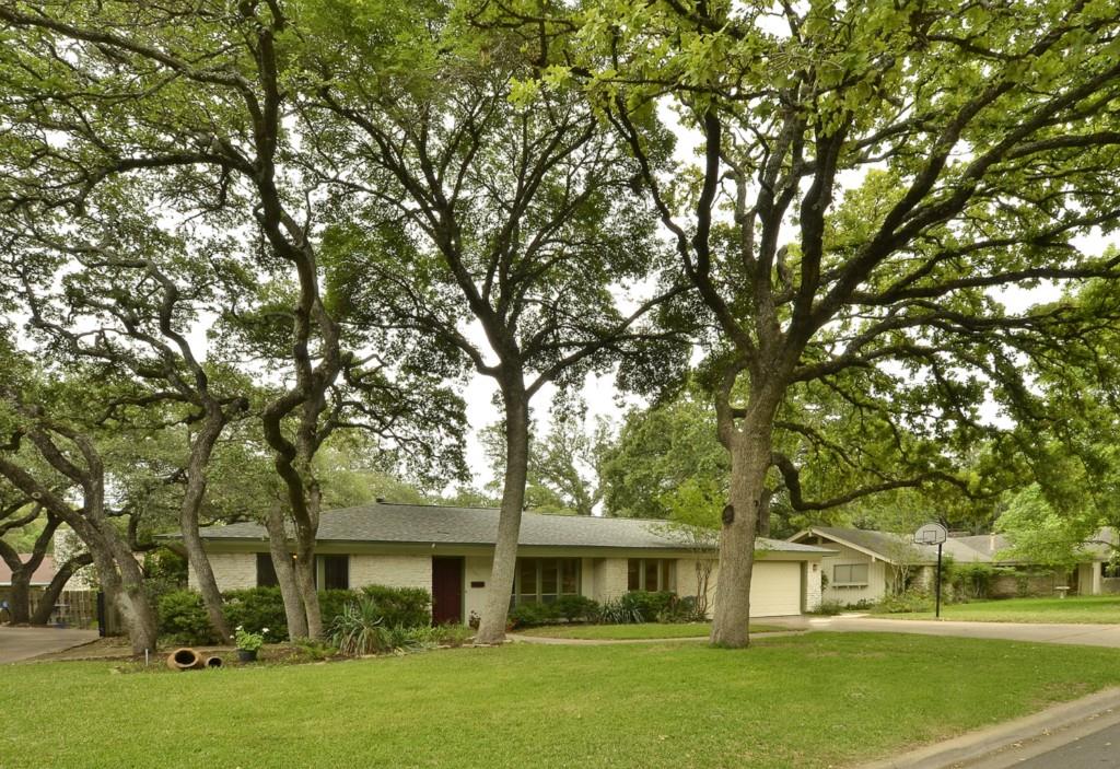View 7301 Waterline Rd in Northwest Hills Mesa Oaks Ph 01 7301 Waterline Rd - property photo 1 - Luxury home in Northwest Hills Mesa Oaks Ph 01, Austin, TX