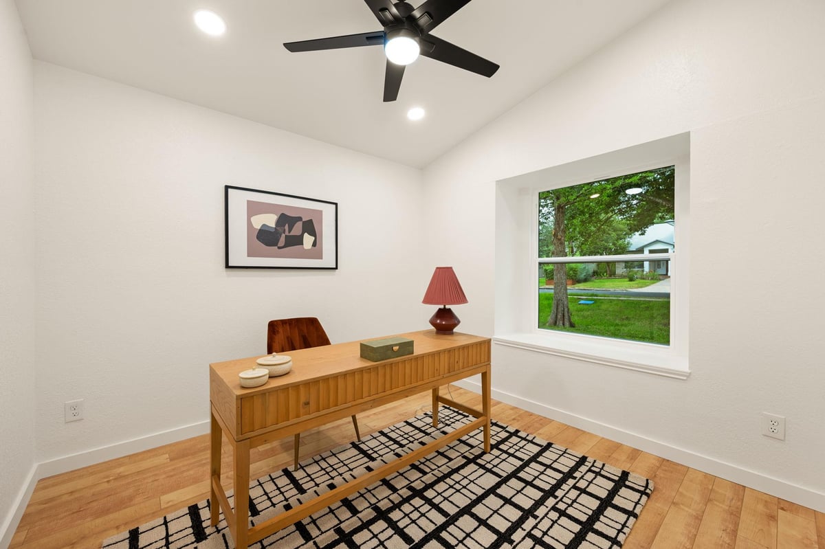 Primary bedroom at 7302 Potters Trl - 3 bed 2 bath home