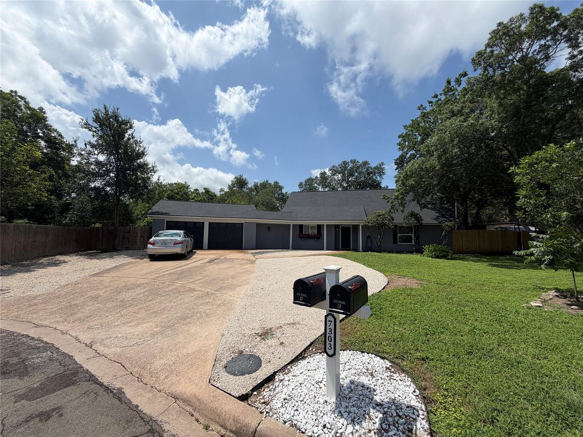 View 7303 Whispering Creek CIR Unit #A & B in Scenic Brook West Sec 01 7303 Whispering Creek CIR Unit #A & B - front exterior - Luxury home in Scenic Brook West Sec 01, Austin, TX