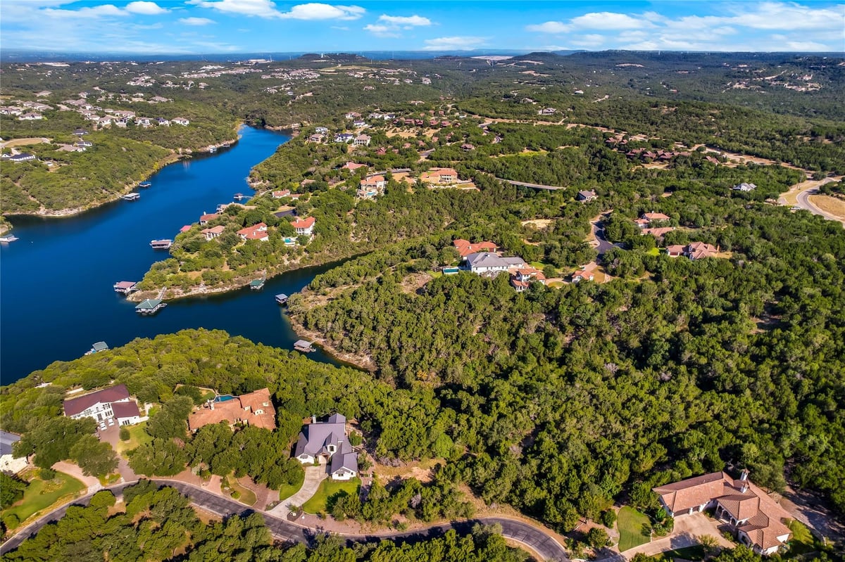 View 7306 Admirals Park DR in Northshore/Lk Travis Ph 1 7306 Admirals Park DR - property photo 1 - Luxury lot in Northshore/Lk Travis Ph 1, Jonestown, TX