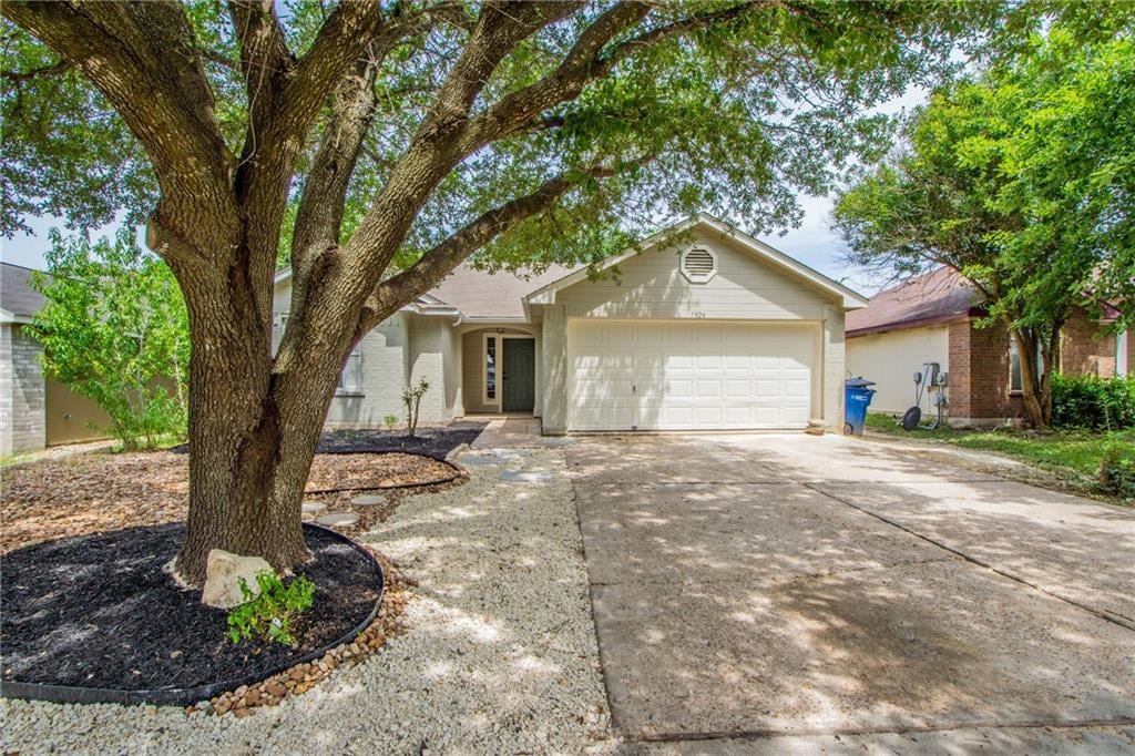 View 7324 Muffin Dr in Meadows Walnut Creek Sec 06 7324 Muffin Dr - front exterior - Luxury home in Meadows Walnut Creek Sec 06, Austin, TX