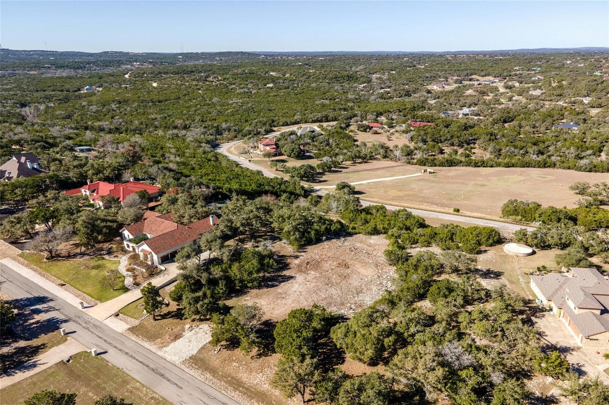 Living area at 736 Covered Bridge Dr - The Preserve At La Ventana Ph Two, Driftwood, TX