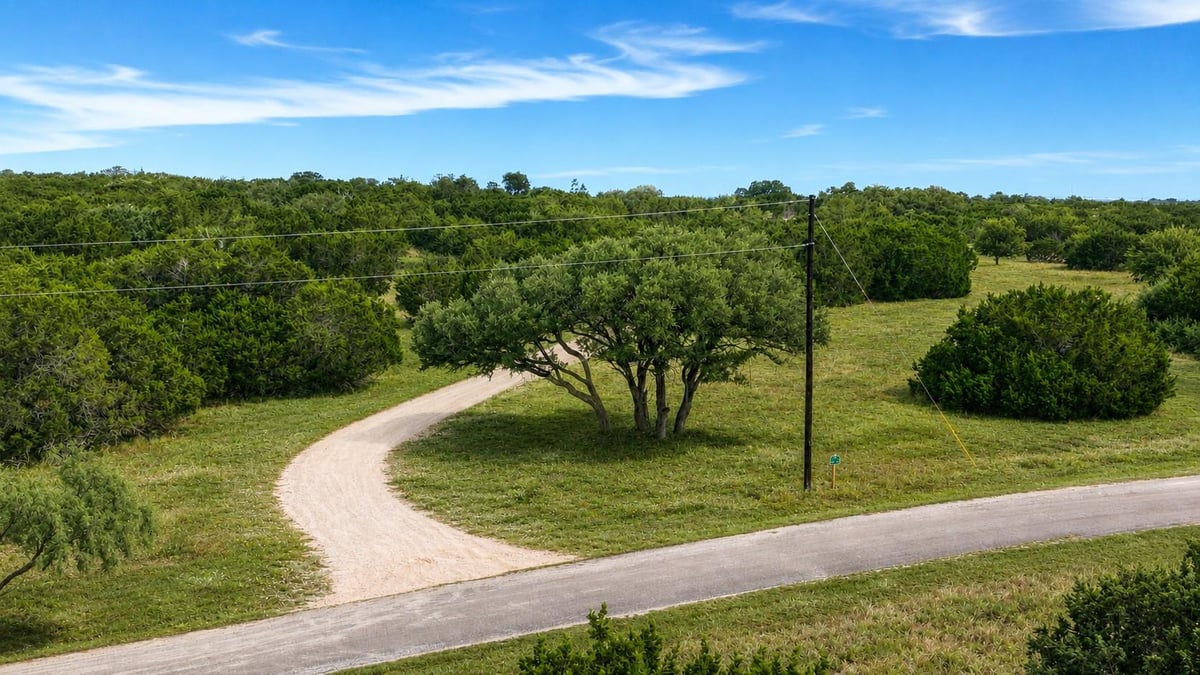 View 736 Cr 206 in none 736 Cr 206 - property photo 1 - Luxury lot in none, Lampasas, TX