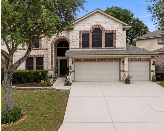 View 736 San Luis in Mission Hills Ranch 2 736 San Luis - front exterior - Luxury home in Mission Hills Ranch 2, New Braunfels, TX