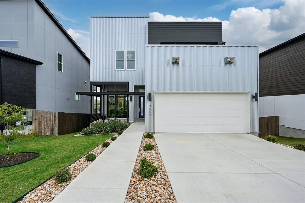 7404 Cordoba Dr - front exterior - Luxury home in Sendero Hills Ph 03 Amd Of, Austin, TX