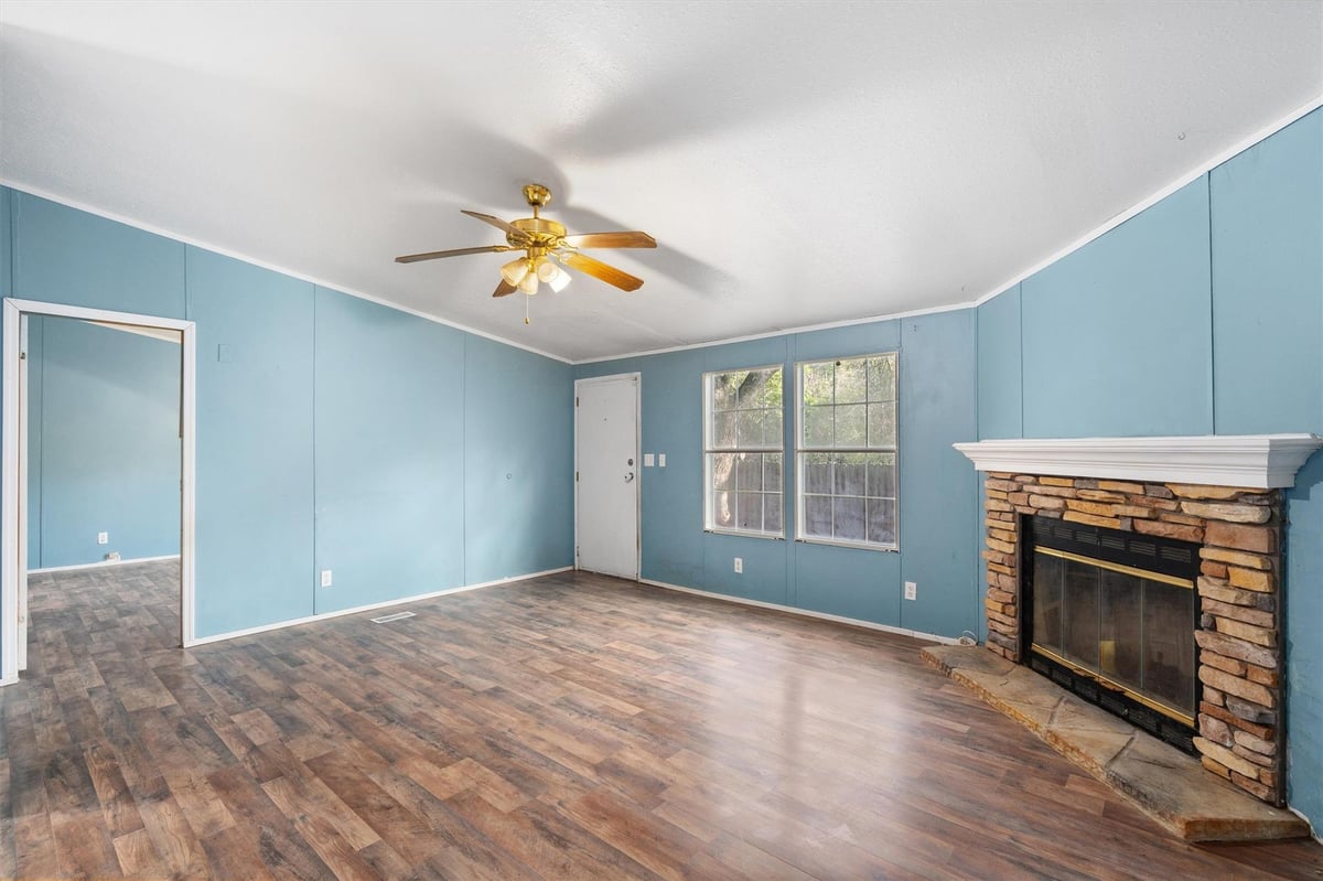 Kitchen at 743 Oak Mdws - 3 bed 2 bath home