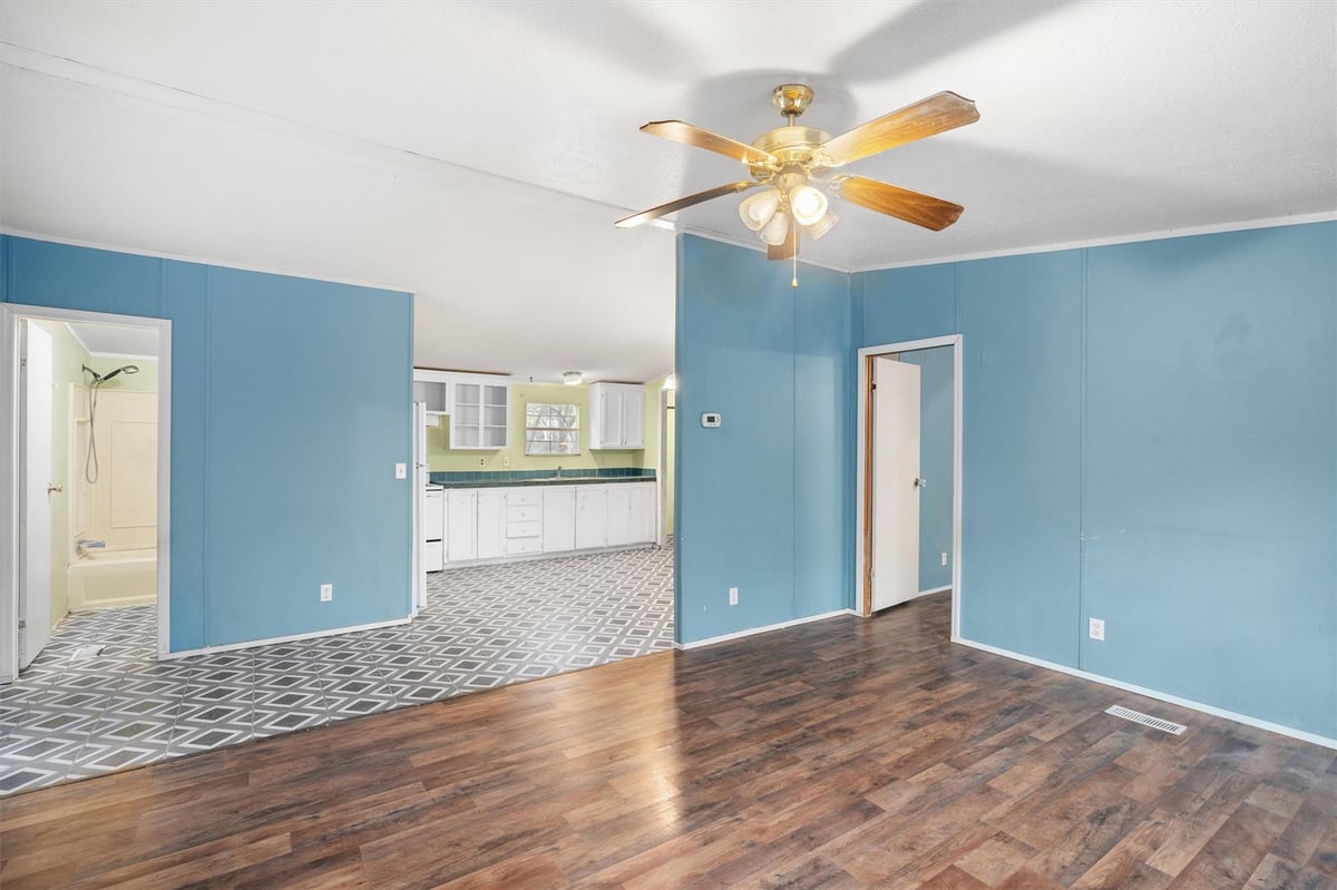 Bathroom at 743 Oak Mdws - 3 bed 2 bath home