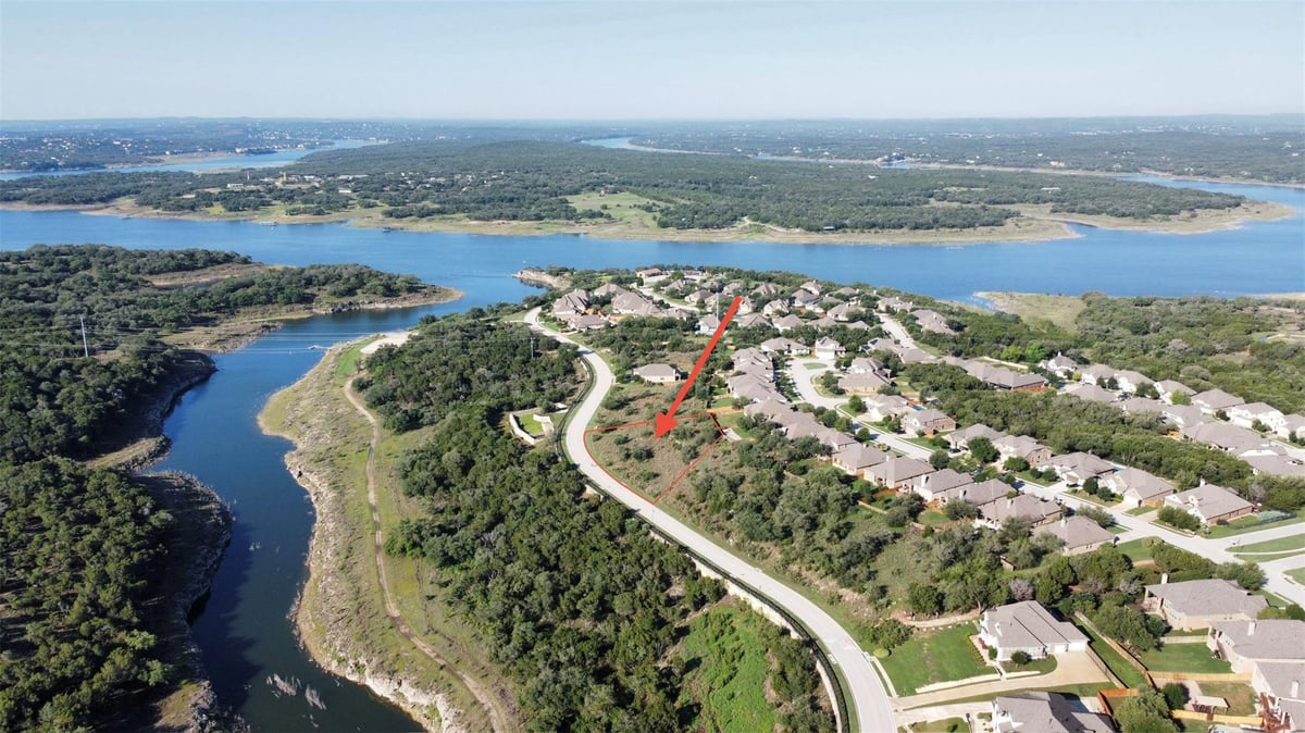 View 7500 Tessera Pkwy in Tessera/Lk Travis Ph 1A 7500 Tessera Pkwy - front exterior - Luxury lot in Tessera/Lk Travis Ph 1A, Lago Vista, TX