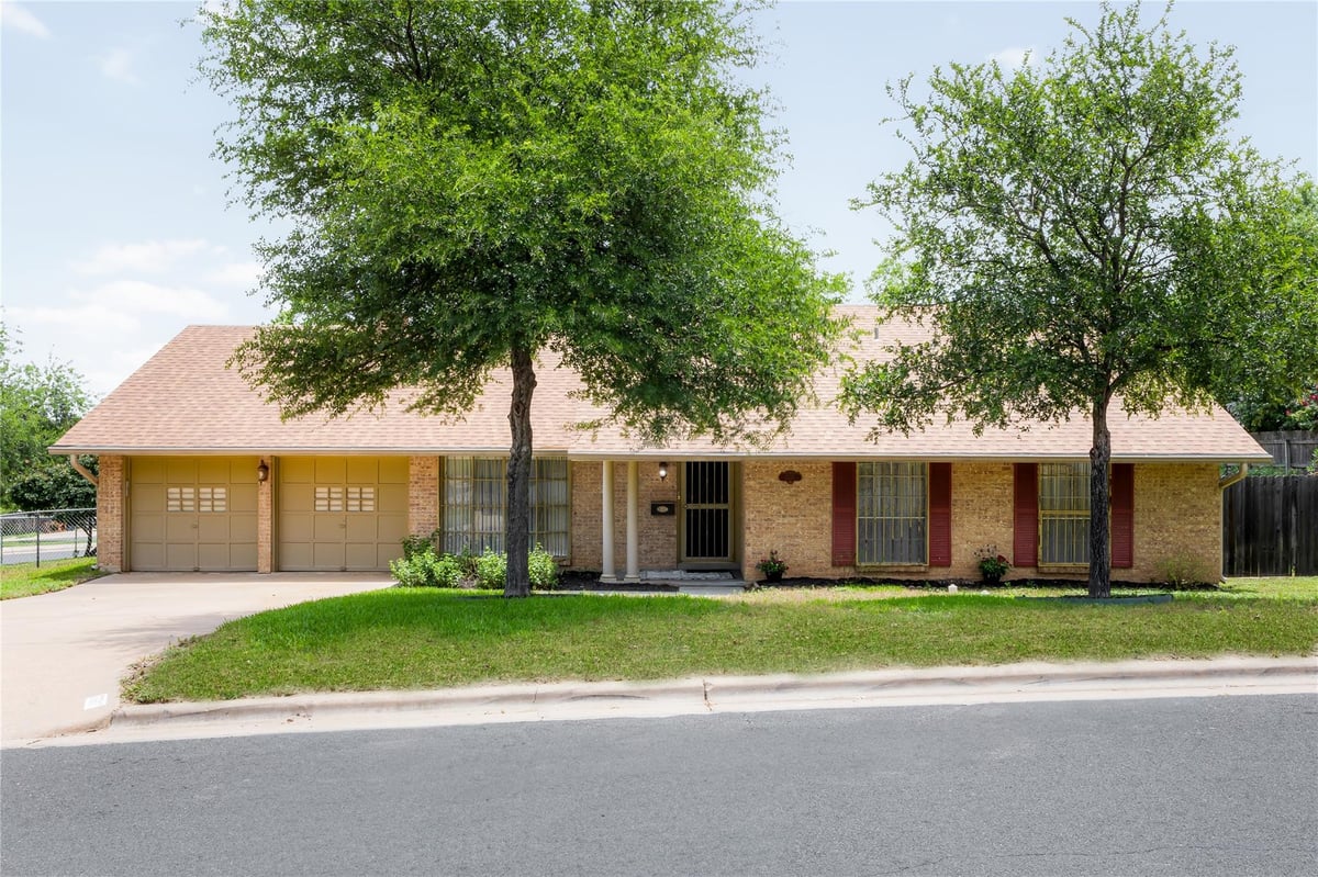 View 7507 Glenhill RD in Austin 7507 Glenhill RD, photo 1, Austin, Austin, TX