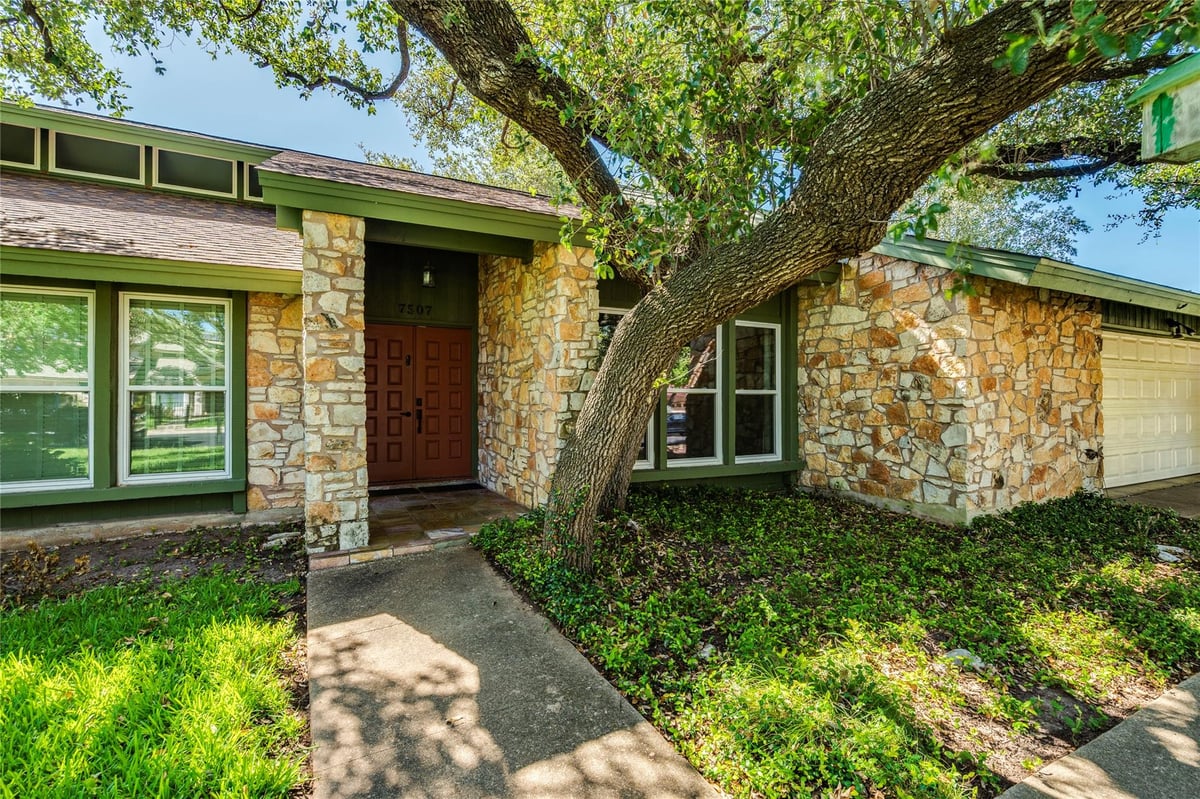 View 7507 Valburn DR in Vista West 04 7507 Valburn DR - front exterior - Luxury home in Vista West 04, Austin, TX