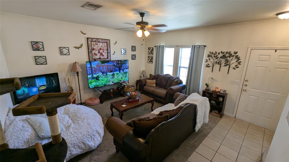 Kitchen at 7517 Lazy Creek Dr - Northridge Park Sec 02 Ph A-1, Austin, TX