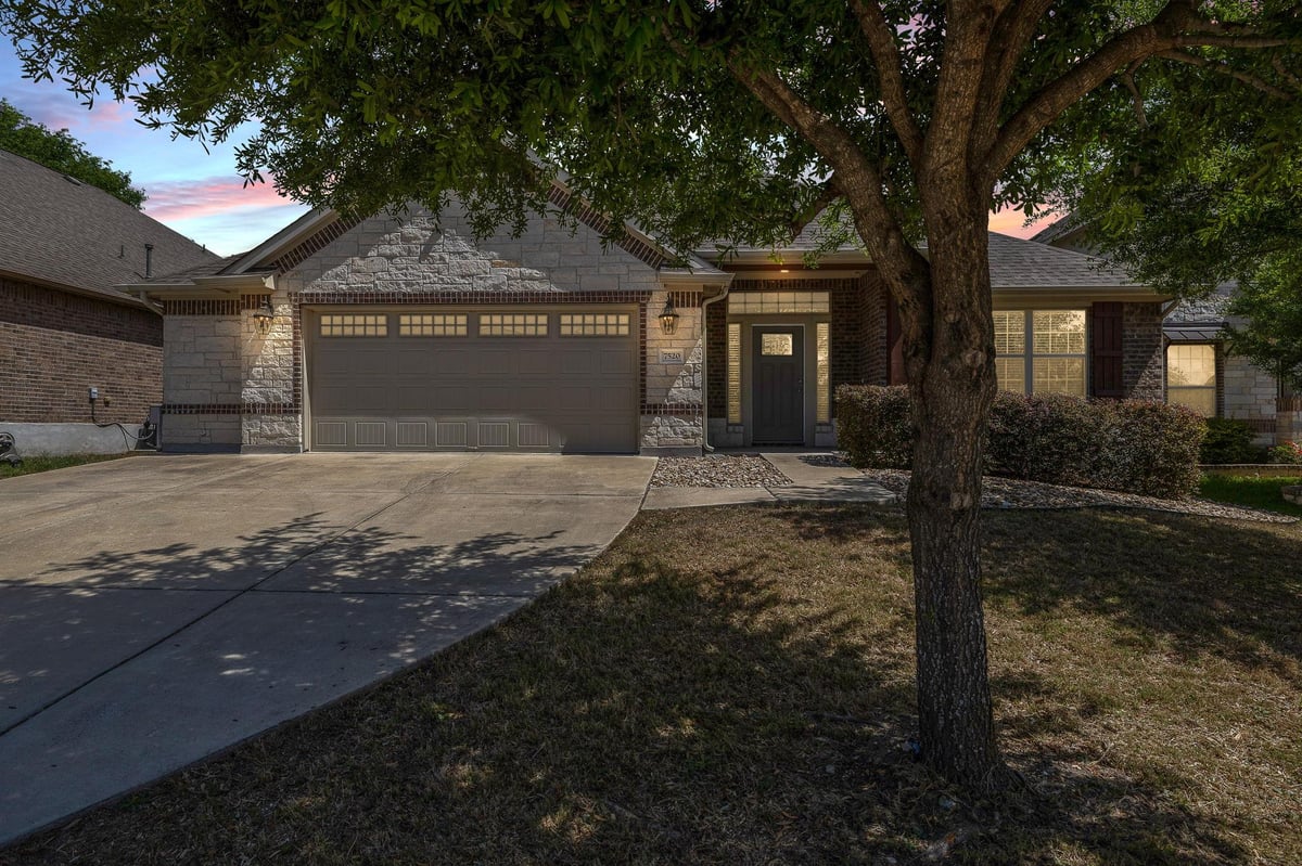 View 7520 Kinross Trl in Bellingham Meadows Sec 1 7520 Kinross Trl - front exterior - Luxury home in Bellingham Meadows Sec 1, Austin, TX