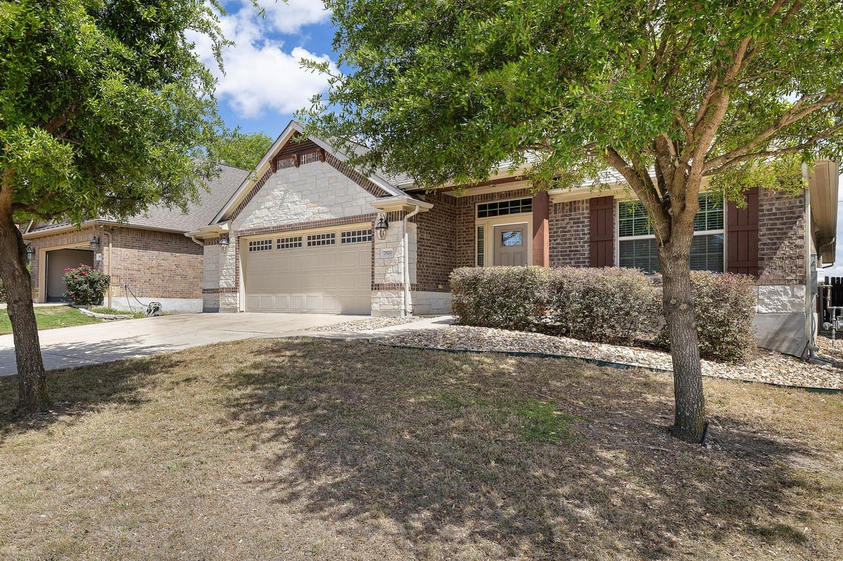 Kitchen at 7520 Kinross Trl - Bellingham Meadows Sec 1, Austin, TX