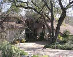 View 7520 Stonecliff Dr in Northwest Hills Northwest Oaks Iii 7520 Stonecliff Dr - property photo 1 - Luxury home in Northwest Hills Northwest Oaks Iii, Austin, TX