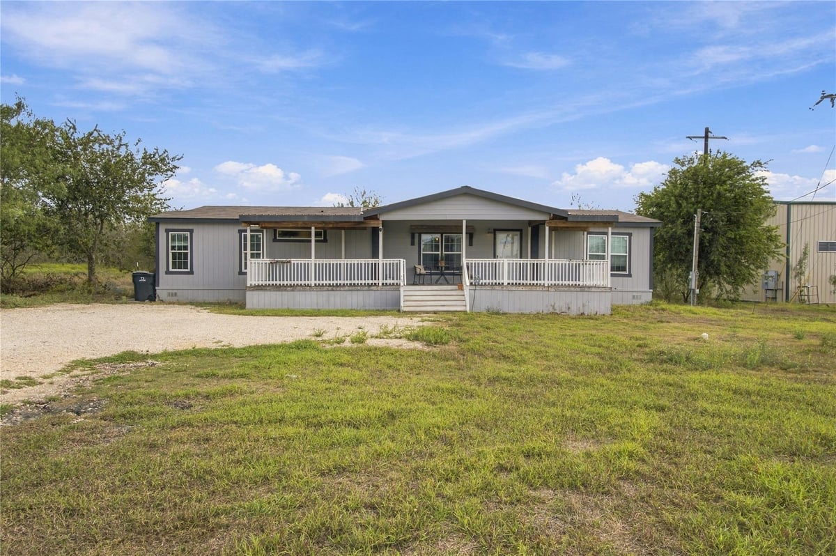 View 754 Williamson RD Unit #A in Niederwald 754 Williamson RD Unit #A, photo 1 of 30, Niederwald, Niederwald, TX