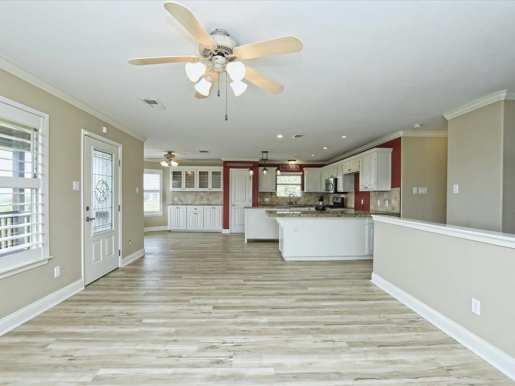 Kitchen at 7606 Bar K Ranch Rd - 3 bed 2 bath home