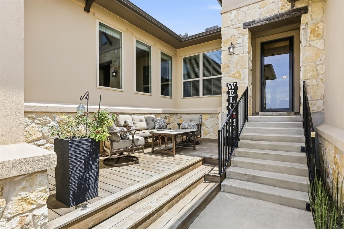 Living area at 7607 Pace Ravine Dr - 4 bed 3 bath home