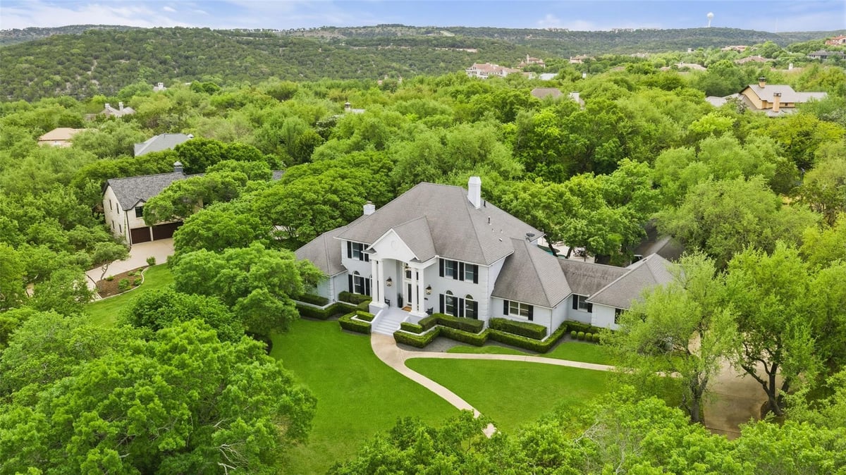 7609 Sandia Loop - front exterior - Luxury home in Foothills Barton Creek, Austin, TX