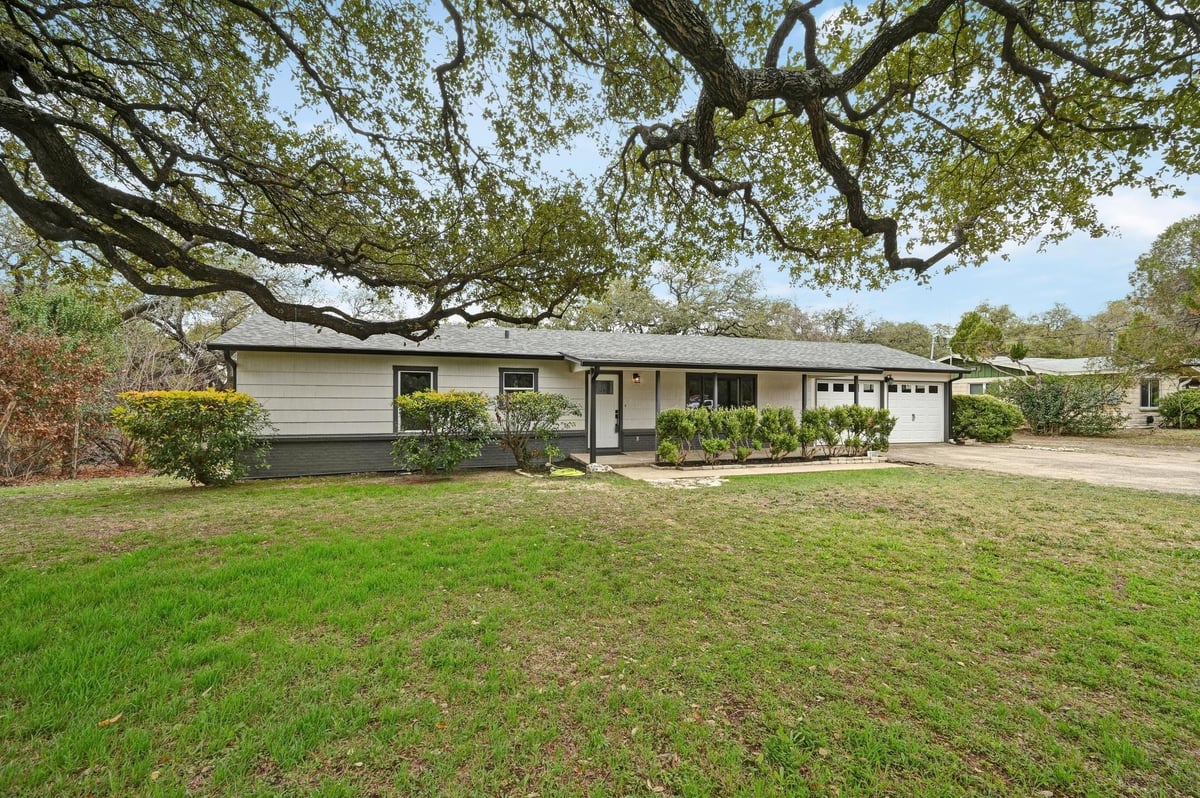Kitchen at 7611 Oak Hedge Pl - 3 bed 2 bath home