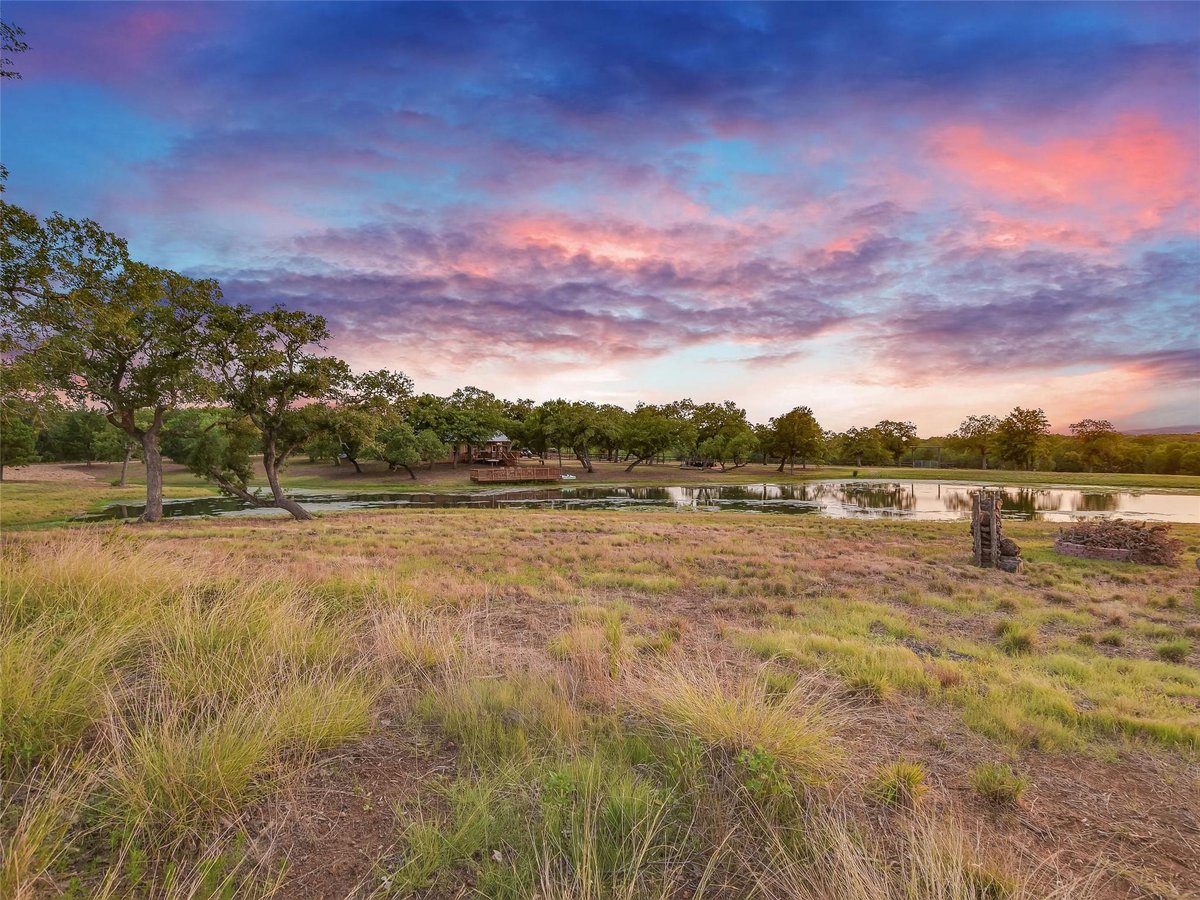 View 762 Karisch Rd in Edwards, Charles 762 Karisch Rd - front exterior - Luxury home in Edwards, Charles, Giddings, TX