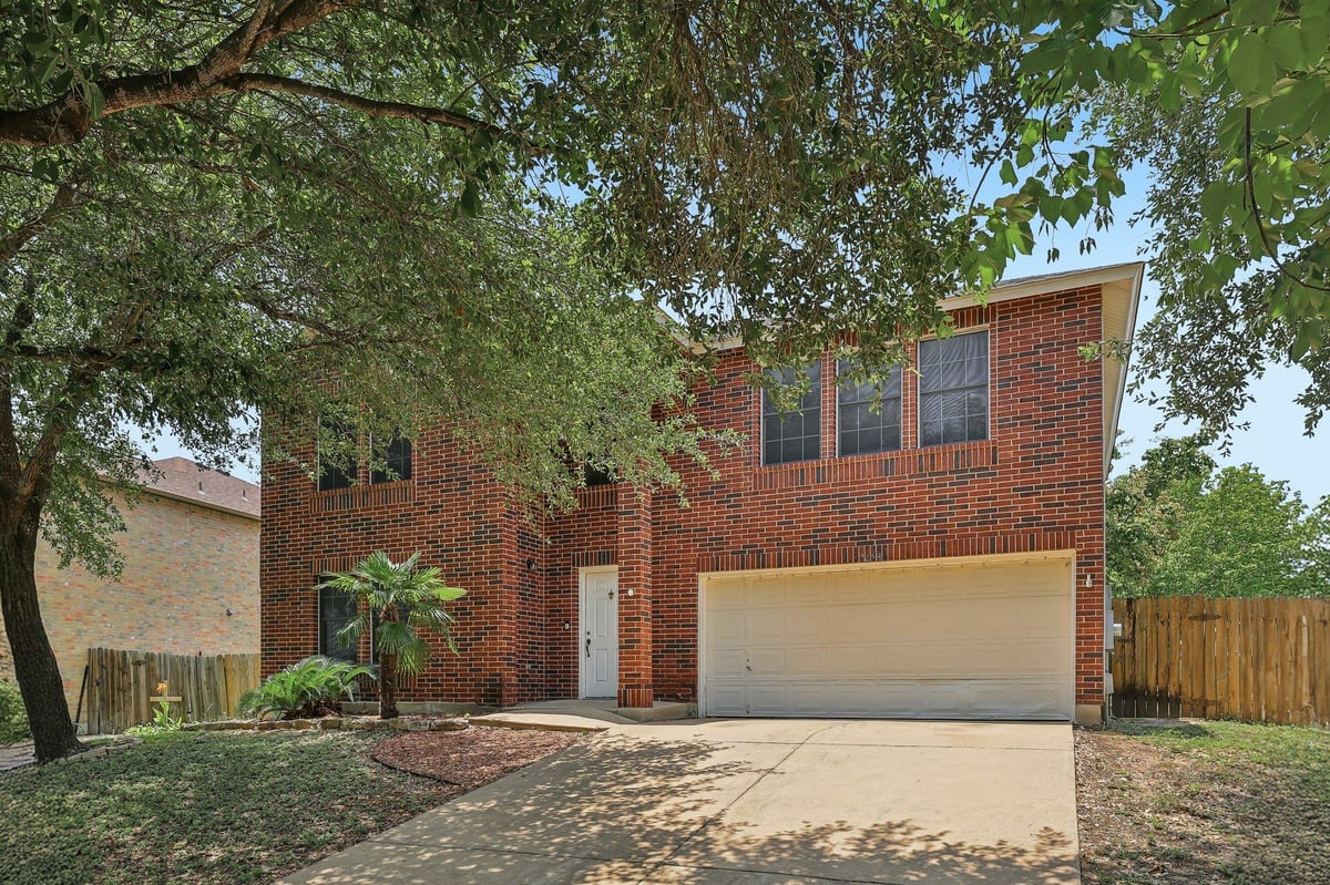 View 7658 Marble Ridge DR in Springfield Ph B Sec 03 7658 Marble Ridge DR - property photo 1 - Luxury home in Springfield Ph B Sec 03, Austin, TX