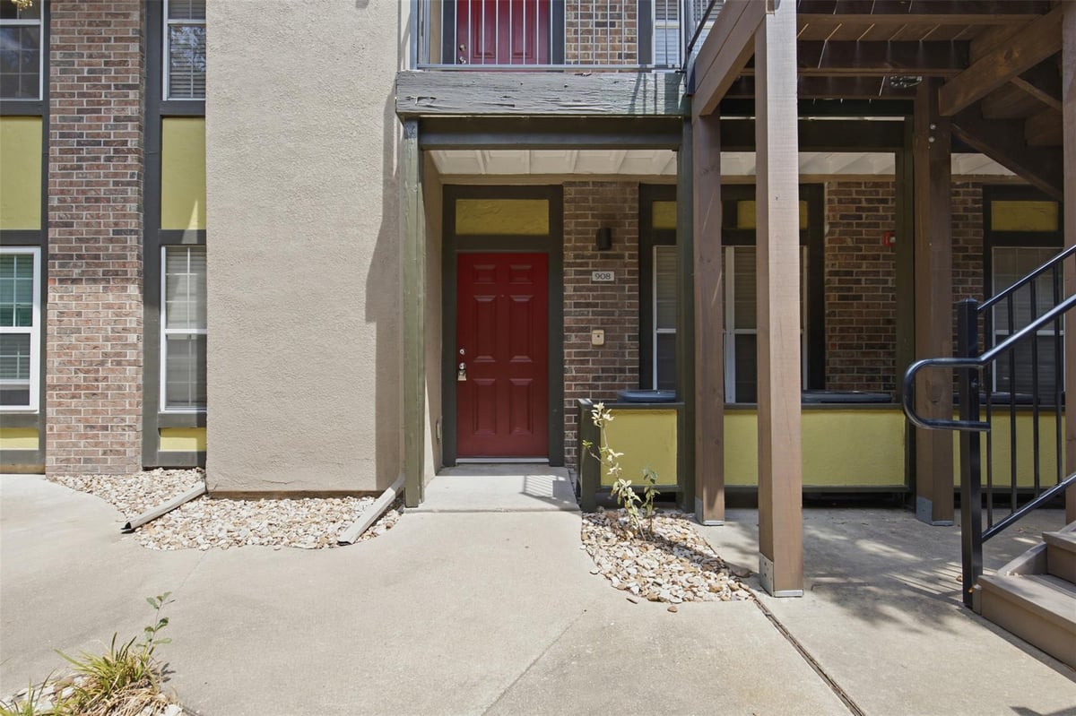 7685 Northcross DR Unit #908 - property photo 1 - Luxury home in The Allendale, Austin, TX
