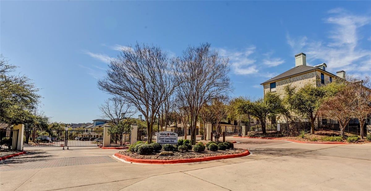 View 7701 Rialto BLVD Unit #1217 in Vista Hills Condo 7701 Rialto BLVD Unit #1217 - front exterior - Luxury home in Vista Hills Condo, Austin, TX