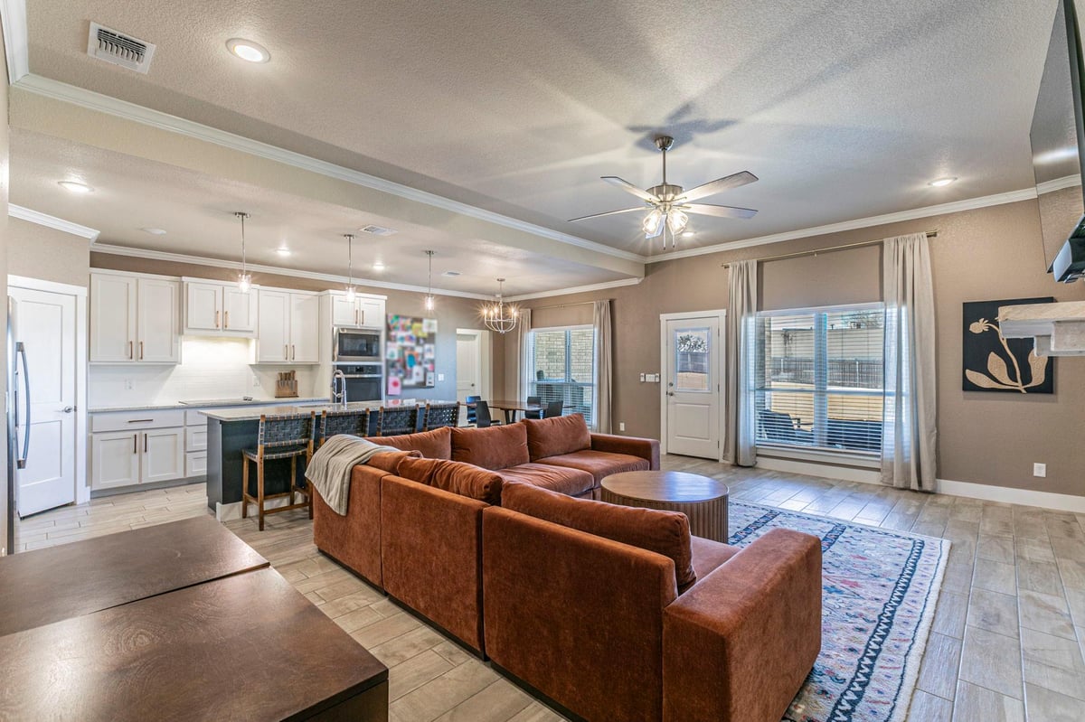 Living area at 7701 Soapstone Ct - 5 bed 3 bath home