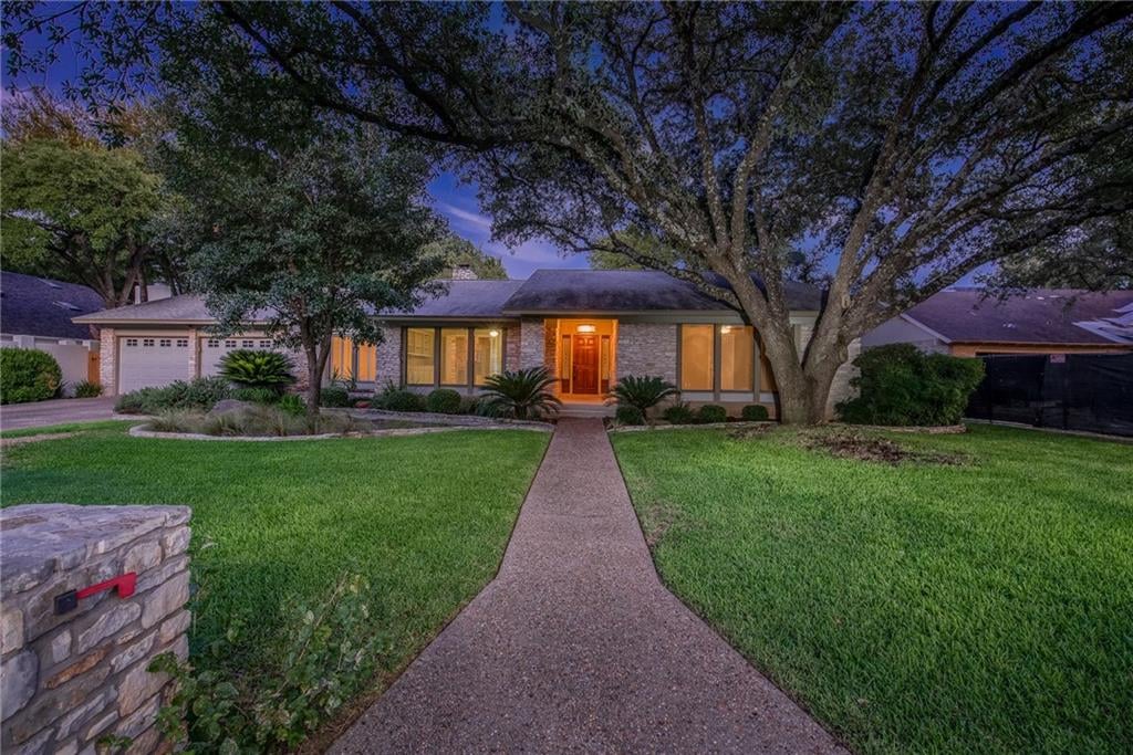 View 7709 Ridgestone DR in Northwest Hills Northwest Oaks 7709 Ridgestone DR - front exterior - Luxury home in Northwest Hills Northwest Oaks, Austin, TX
