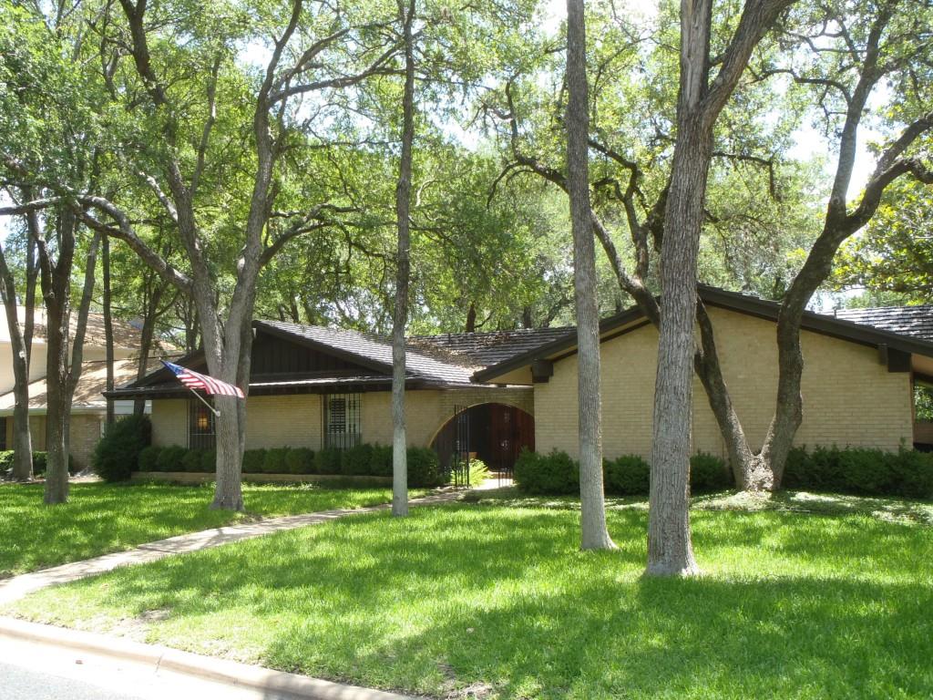 View 7711 Shadyrock Dr in Northwest Hills Mesa Oaks Ph 05-B 7711 Shadyrock Dr - property photo 1 - Luxury home in Northwest Hills Mesa Oaks Ph 05-B, Austin, TX