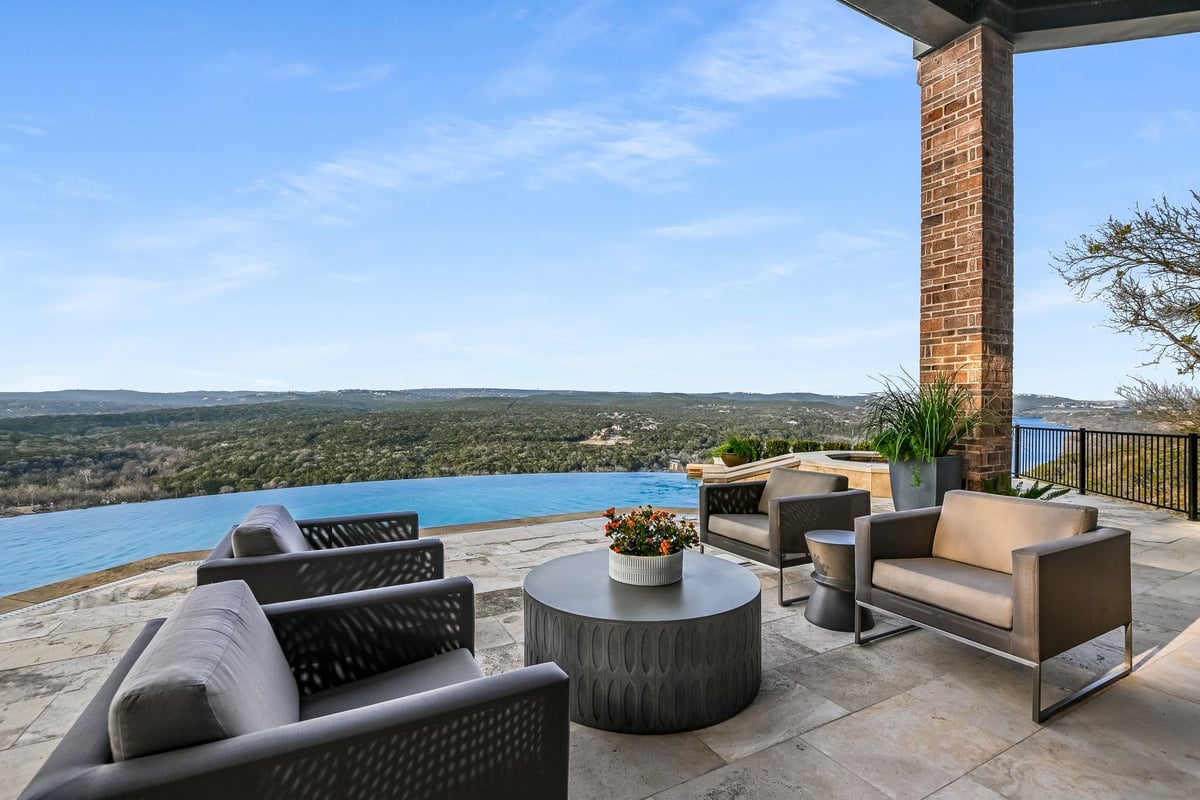 View 78 Pascal LN in Rob Roy Ph 02 78 Pascal LN - property photo 1 - Luxury home in Rob Roy Ph 02, Austin, TX