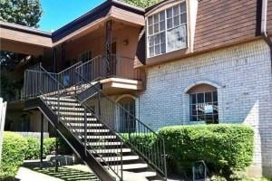 View 7801 Shoal Creek Blvd Unit #227 in Tiffany Condo 7801 Shoal Creek Blvd Unit #227 - front exterior - Luxury home in Tiffany Condo, Austin, TX