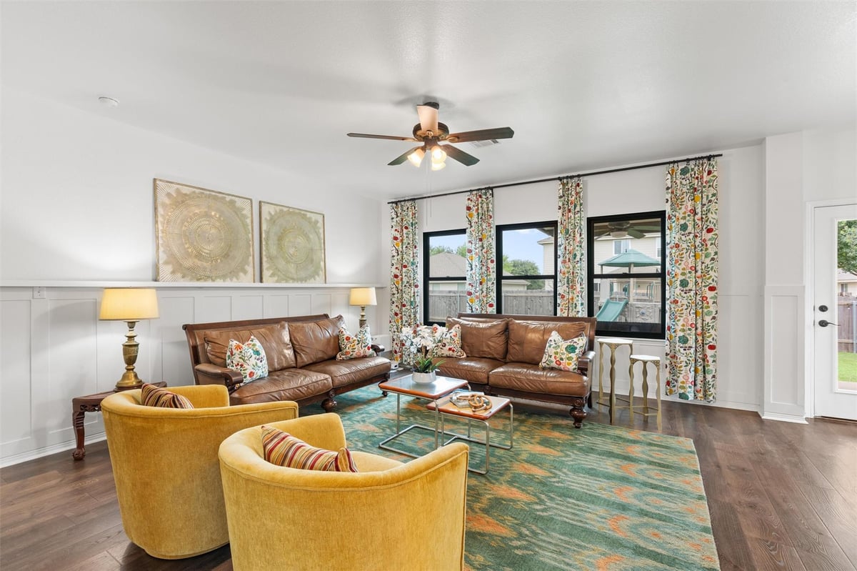 Primary bedroom at 7804 Little Deer Trl - 5 bed 3 bath home