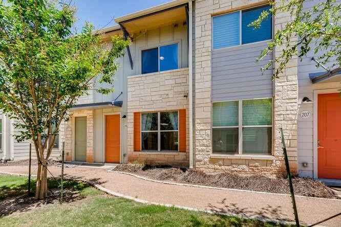 View 7805 Cooper Ln Unit #206 in Dittmar and Cooper 7805 Cooper Ln Unit #206 - front exterior - Luxury home in Dittmar and Cooper, Austin, TX