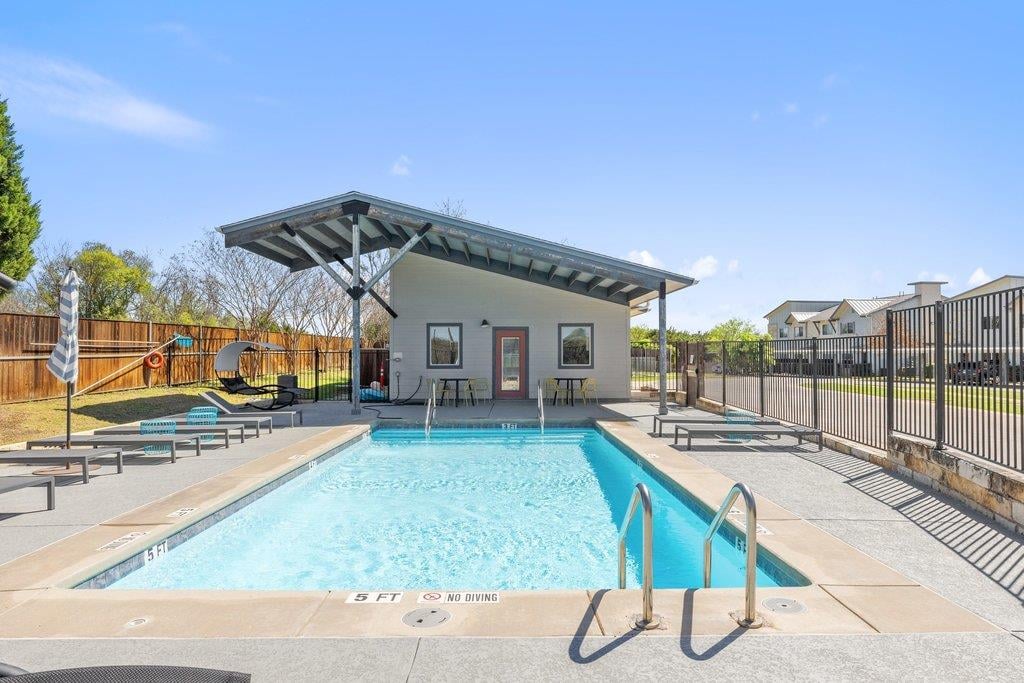 View 7805 Cooper LN Unit #401 in Cooper Villas 7805 Cooper LN Unit #401 - front exterior - Luxury home in Cooper Villas, Austin, TX