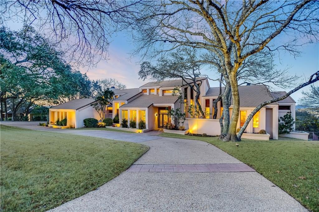 View 7808 Brightman Ln in Rob Roy 7808 Brightman Ln - property photo 1 - Luxury home in Rob Roy, Austin, TX