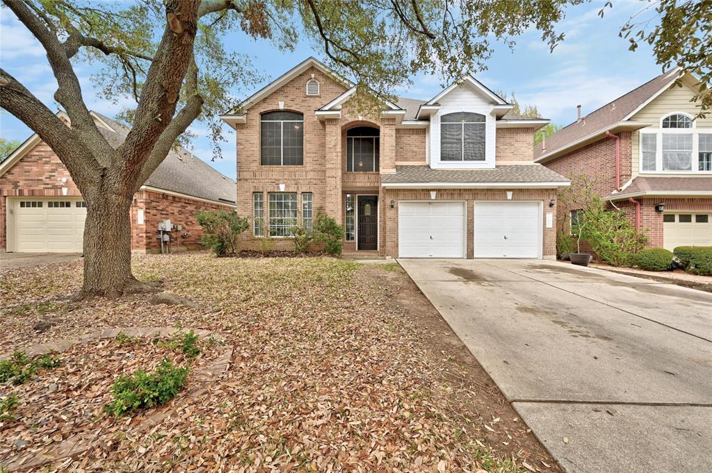 7811 Cheno Cortina Trl - front exterior - Luxury home in Legend Oaks Ph A Sec 05A, Austin, TX
