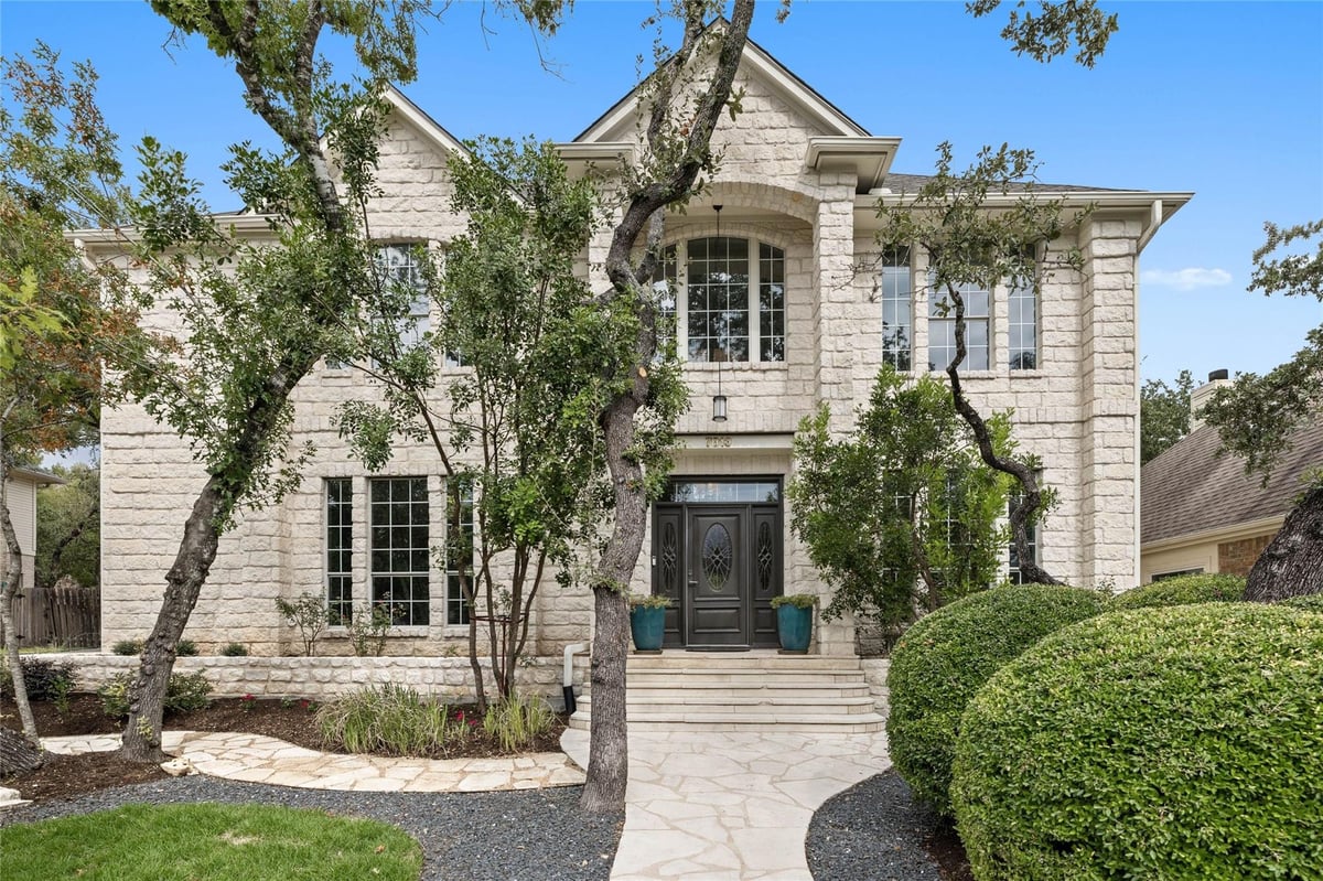 View 7813 Moonflower Dr in Canyon Ridge Ph A Sec 02 7813 Moonflower Dr - front exterior - Luxury home in Canyon Ridge Ph A Sec 02, Austin, TX