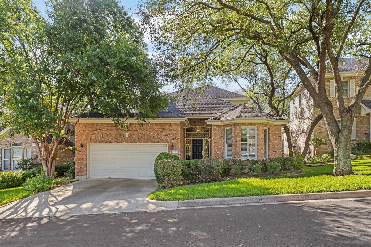 7815 Moritz LN - front exterior - Luxury home in Mesa Forest, Austin, TX