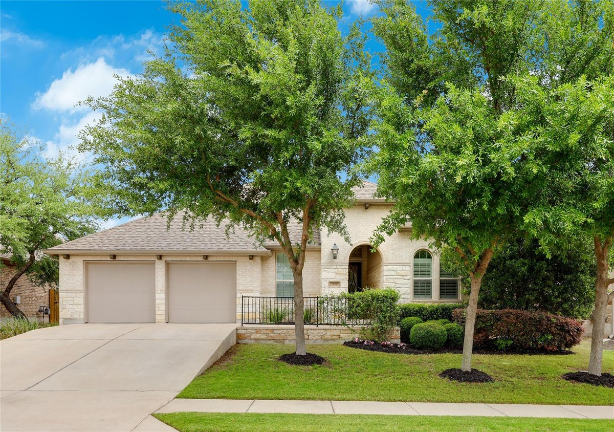 Primary bedroom at 7820 Turnback Ledge Trl - 4 bed 3 bath home