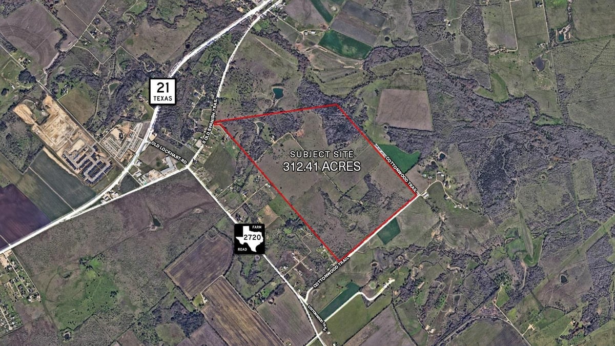 79 Old Spanish Trl - front exterior - Luxury lot in Uhland, Kyle, TX