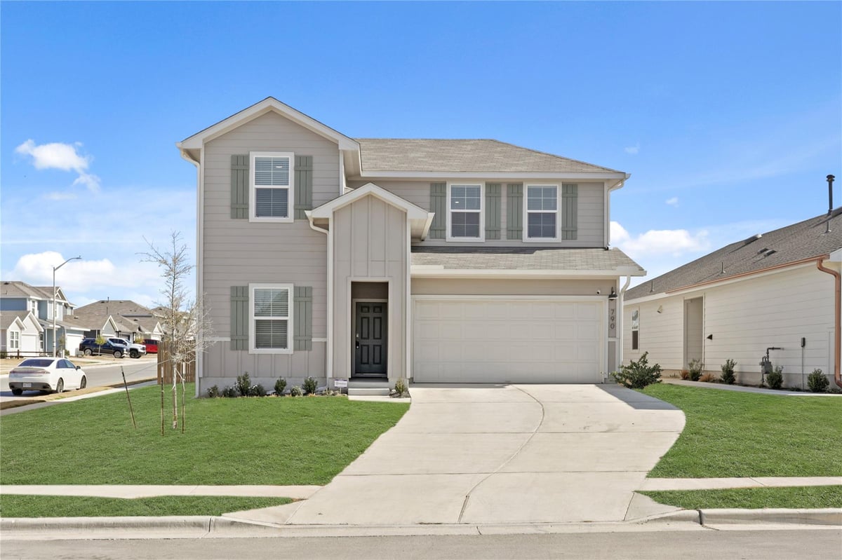 View 790 Arnold Loop in Wayside Sub Ph 1 790 Arnold Loop - front exterior - Luxury home in Wayside Sub Ph 1, Kyle, TX
