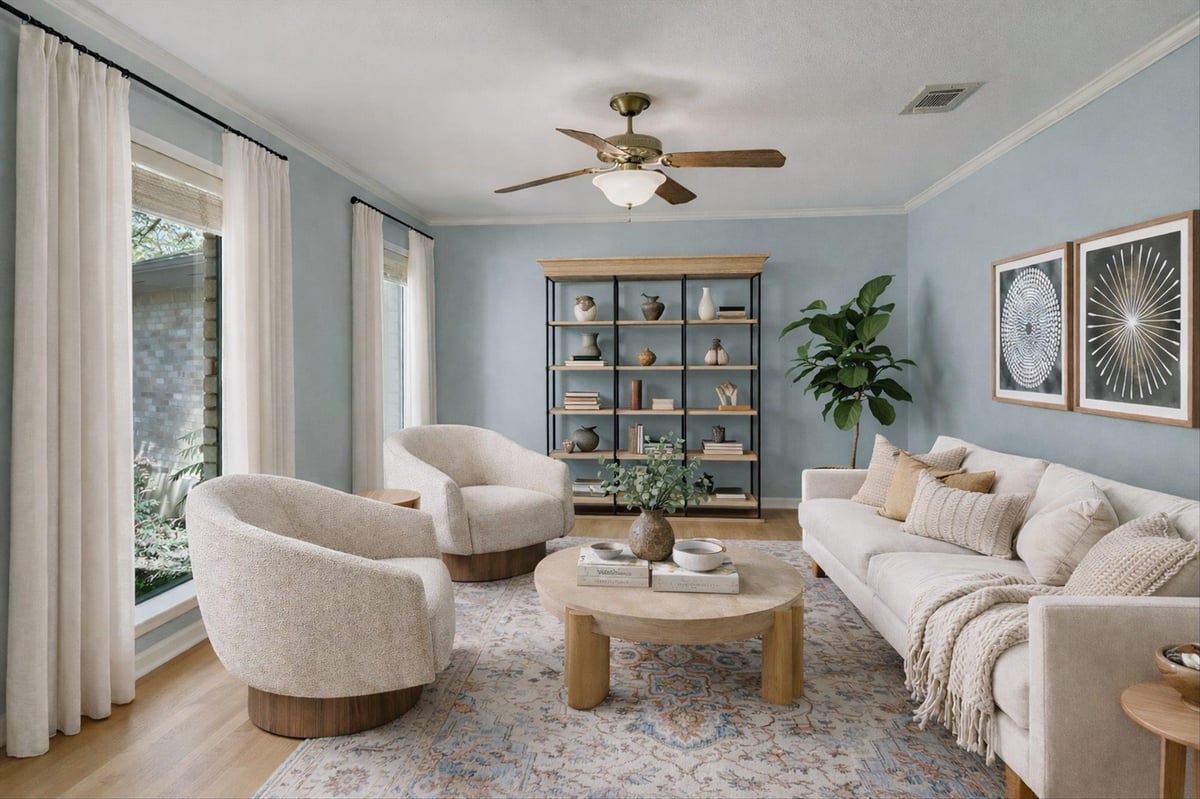 Living area at 7901 Havenwood Dr - 3 bed 3 bath home