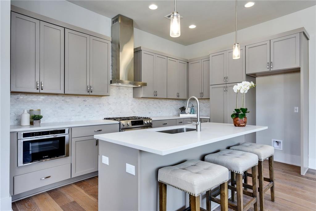 7905 Floracita LN Unit #34 - front exterior - Luxury home in Cayena, Austin, TX