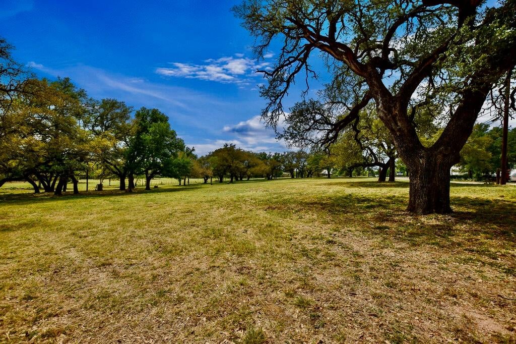View 7908 Cr 404 in NONE 7908 Cr 404 - front exterior - Luxury home in NONE, Spicewood, TX