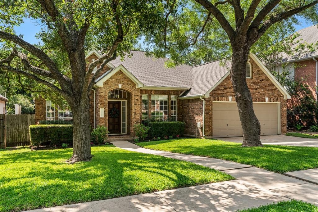 View 7909 Isaac Pryor Dr in Legend Oaks Ph A Sec 04 & Ph B 7909 Isaac Pryor Dr - front exterior - Luxury home in Legend Oaks Ph A Sec 04 & Ph B, Austin, TX